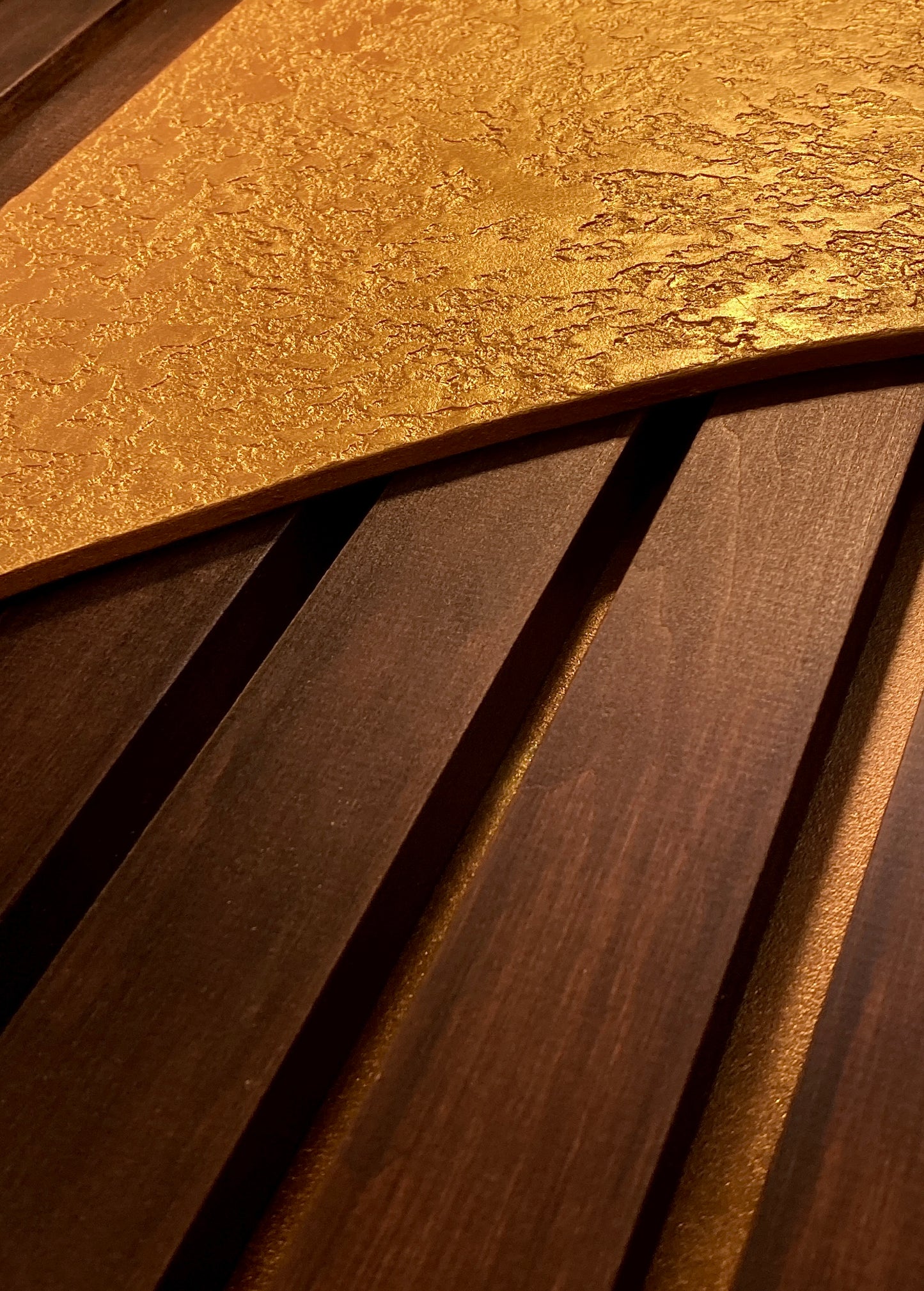 Sanset – Wood Wall Panel with Gold Relief – Wenge