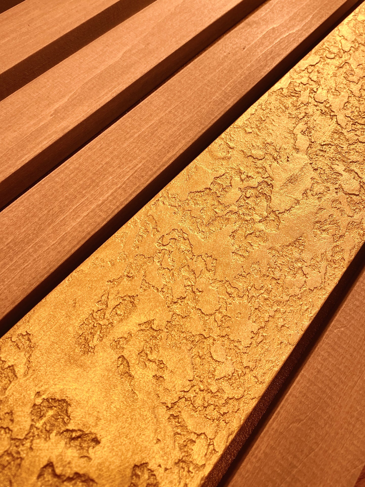 Avenue – Wood Wall Panel with Gold Relief – Natural