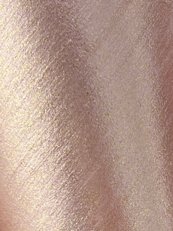 Color 10225 Soft Gold Rosewood