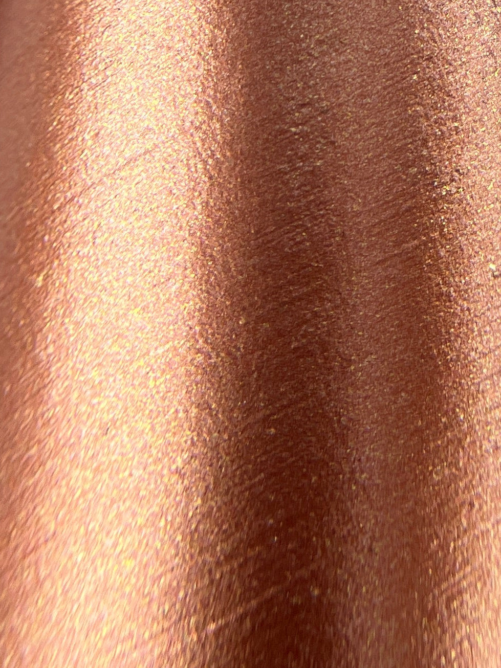 Color 50242 Gold Coral Sheen