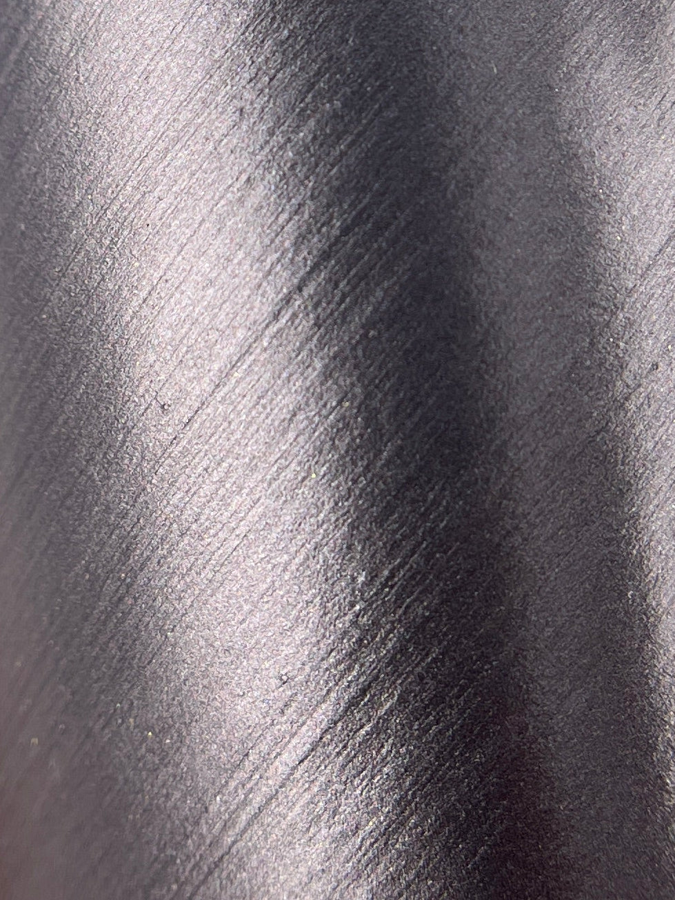 Color 54217  Noir Mauve