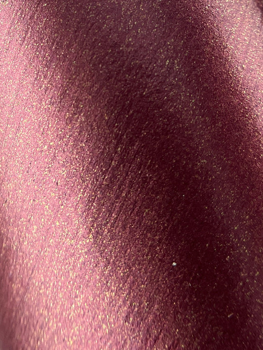 Color 8420055 Dusk Red Gold