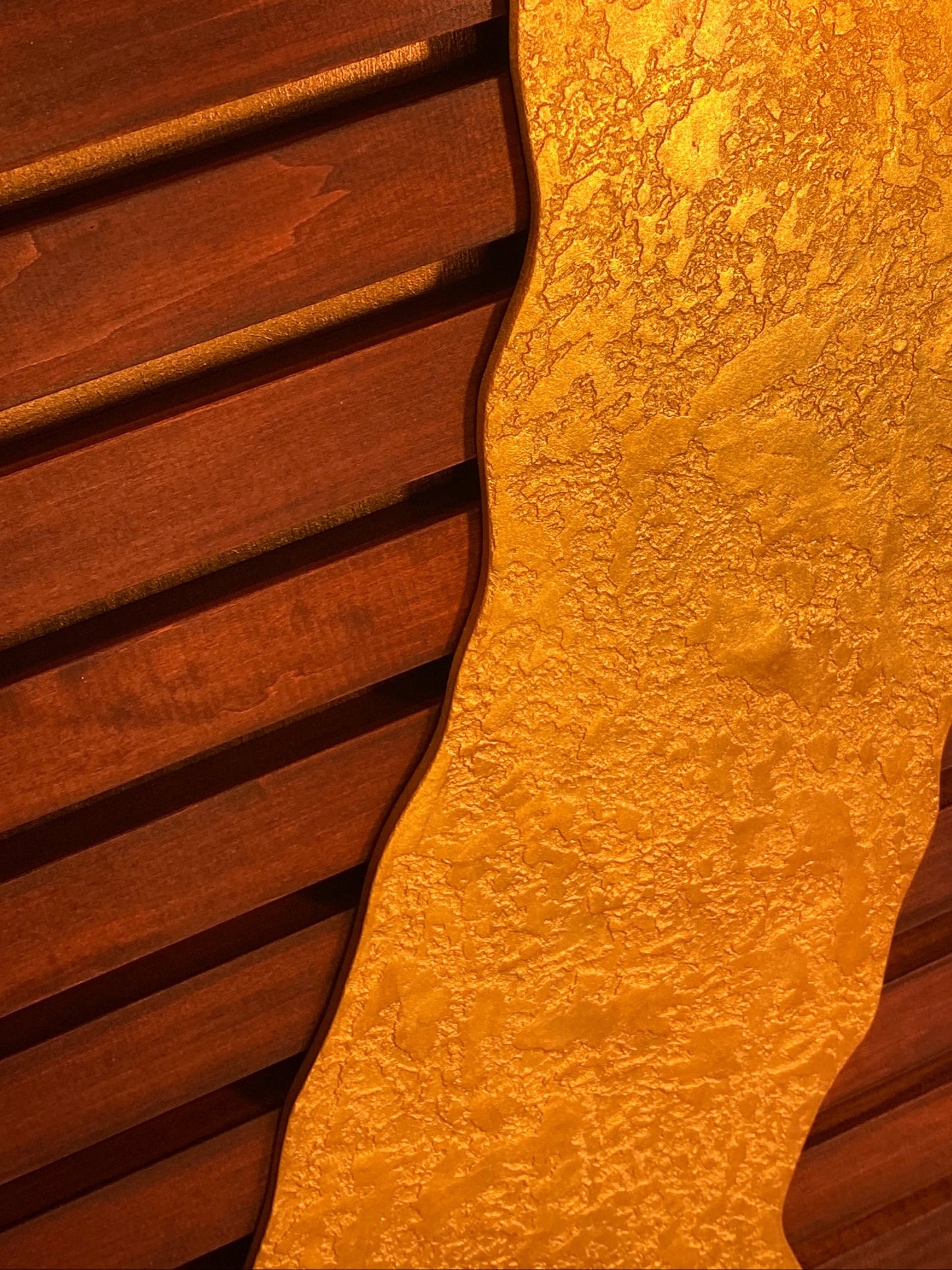 Riviera – Wood Wall Panel with Gold Relief – Mahogany
