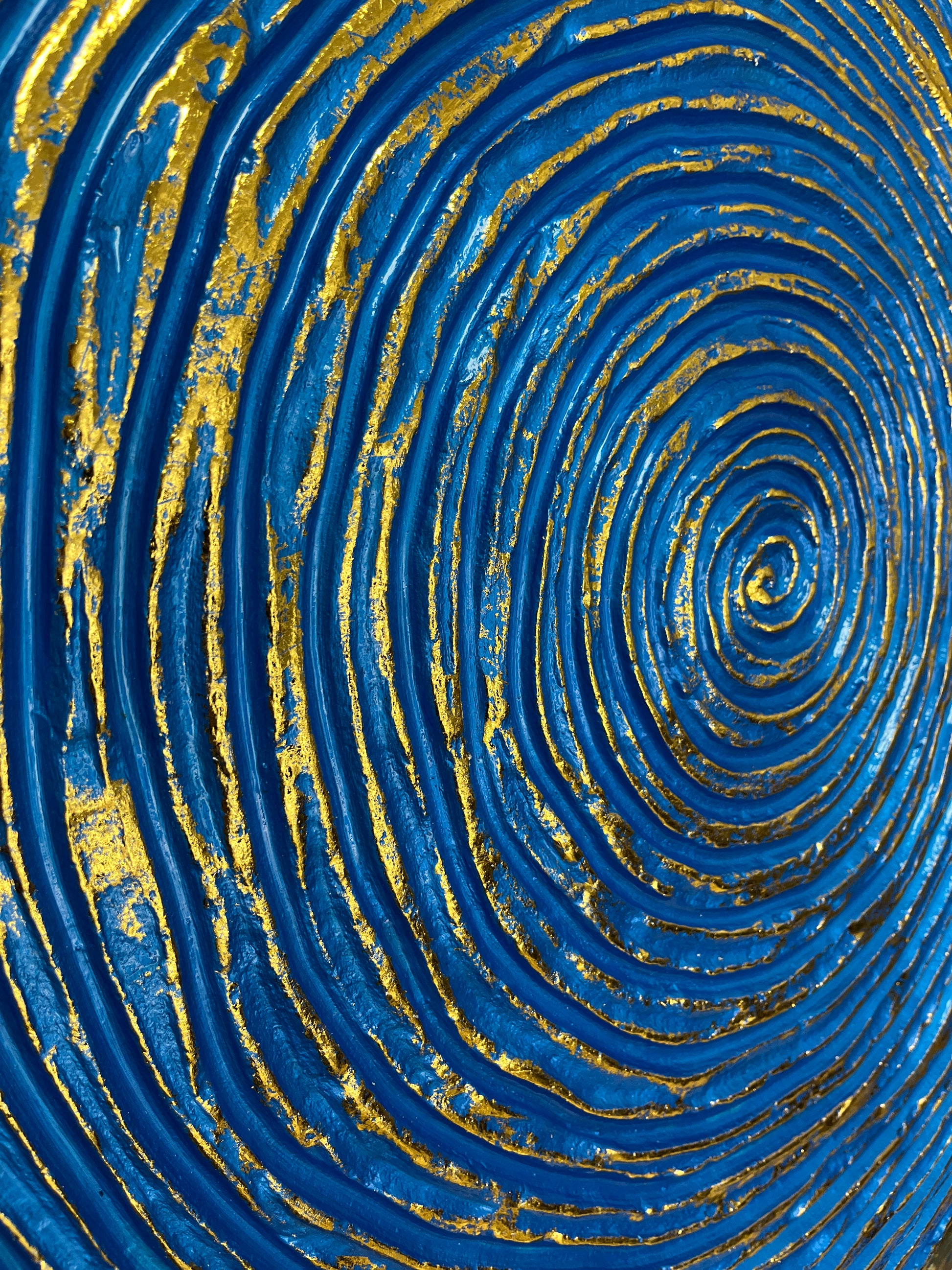 Luxury spiral wall panel in blue and gold for hotels, restaurants and commercial spaces
